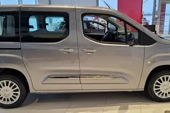 Toyota Proace City Verso, 1.5, 75 kW, дизель, механическая, передний привод