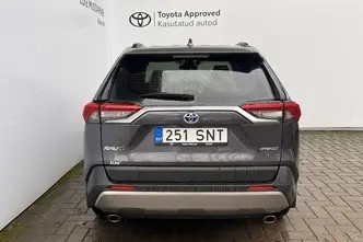 Toyota RAV4, 2.5, 131 kW, гибрид б+э, автомат, передний привод