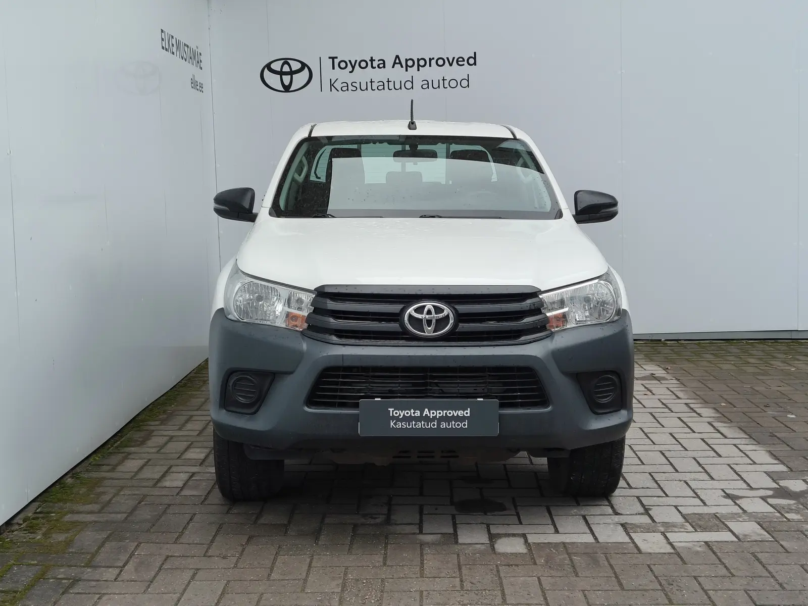 Toyota Hilux, 2.4, 110 kW, дизель, механическая, полный привод