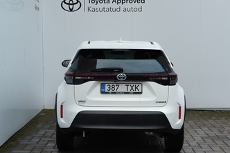 Toyota Yaris Cross, 1.5, 68 kW, гибрид б+э, автомат, передний привод