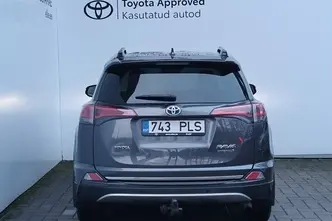 Toyota RAV4, 2.5, 114 kW, гибрид б+э, автомат, полный привод