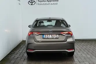 Toyota Corolla, 1.8, 72 kW, hybrid p+e, automatic, front-wheel drive