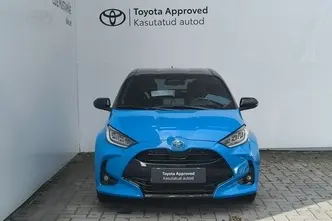 Toyota Yaris, 1.5, 68 kW, hybrid p+e, automatic, front-wheel drive