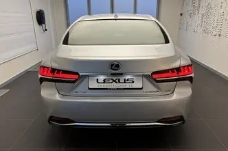 Lexus LS 500, 3.5, 220 kW, гибрид б+э, автомат, полный привод