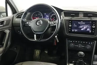 Volkswagen Tiguan, 2.0, 85 kW, дизель, механическая, передний привод