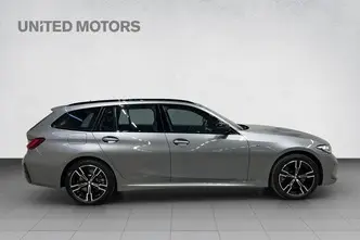 BMW 330, 215 kW, бензин, автомат, полный привод