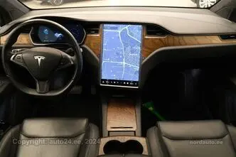 Tesla Model X, 186 kW, электричество, полный привод