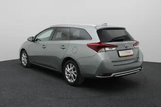 Toyota Auris, 1.8, 73 kW, hybrid p+e, automatic, front-wheel drive