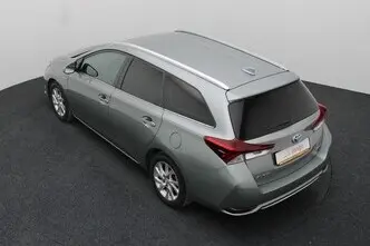 Toyota Auris, 1.8, 73 kW, hybrid p+e, automatic, front-wheel drive