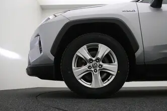 Toyota RAV4, 2.5, 131 kW, hybrid p+e, automatic, front-wheel drive