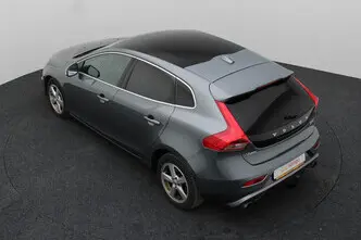 Volvo V40, 2.0, 110 kW, diesel, automatic, front-wheel drive