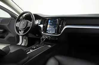 Volvo V60, 2.0, 110 kW, дизель, автомат, передний привод