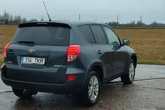 Toyota RAV4, 2.2, 130 kW, дизель, механическая, полный привод