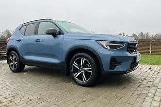 Volvo XC40, 2.0, 120 kW, гибрид б+э, автомат, передний привод