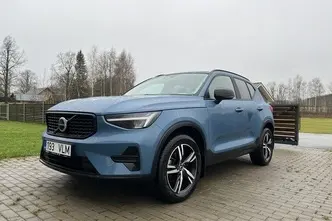 Volvo XC40, 2.0, 120 kW, гибрид б+э, автомат, передний привод