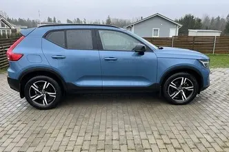 Volvo XC40, 2.0, 120 kW, гибрид б+э, автомат, передний привод