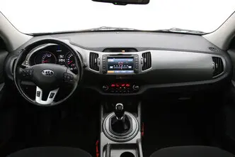 Kia Sportage, 1.6, 99 kW, бензин, механическая, передний привод