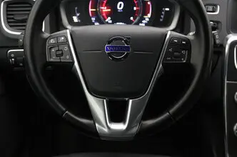 Volvo V60, 2.4, 162 kW, гибрид д+э, автомат, полный привод