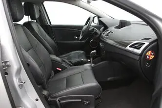 Renault Megane, 2.0, 103 kW, bensiin, automaat, esivedu