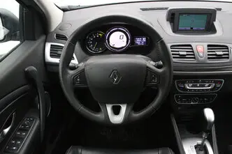 Renault Megane, 2.0, 103 kW, bensiin, automaat, esivedu