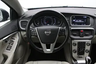 Volvo V40, 2.0, 140 kW, дизель, механическая, передний привод