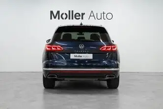 Volkswagen Touareg, 3.0, 170 kW, дизель, автомат, полный привод