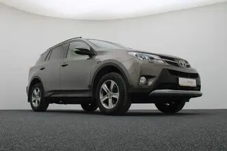 Toyota RAV4, 2.0, 112 kW, бензин, механическая, полный привод