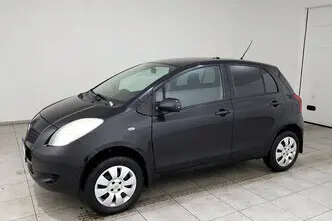 Toyota Yaris, 1.4, 66 kW, дизель, механическая, передний привод