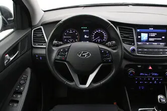 Hyundai Tucson, 1.6, 97 kW, бензин, механическая, передний привод