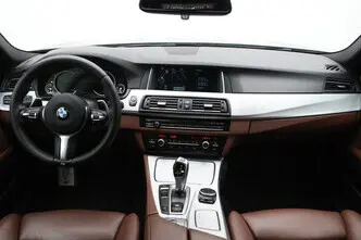 BMW 520, 2.0, 135 kW, бензин, автомат, задний привод