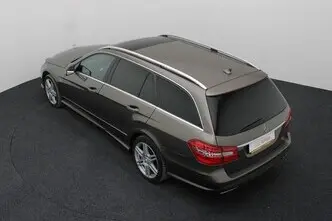 Mercedes-Benz E 350, 3.0, 195 kW, дизель, автомат, задний привод