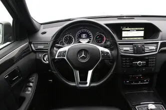 Mercedes-Benz E 350, 3.0, 195 kW, дизель, автомат, задний привод