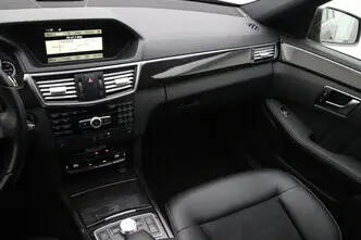 Mercedes-Benz E 350, 3.0, 195 kW, дизель, автомат, задний привод