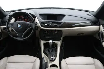 BMW X1, 2.0, 130 kW, дизель, автомат, полный привод