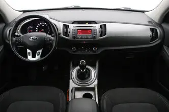 Kia Sportage, 1.6, 99 kW, бензин, механическая, передний привод