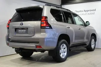 Toyota Land Cruiser, 2.8, 130 kW, diesel, automatic, four-wheel drive