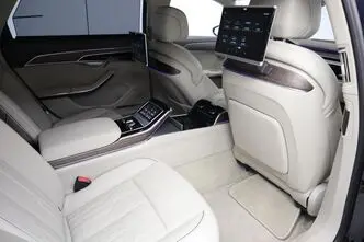 Audi A8, 3.0, 210 kW, гибрид д+э, автомат, полный привод