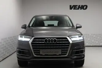 Audi Q7, 3.0, 170 kW, гибрид д+э, автомат, полный привод