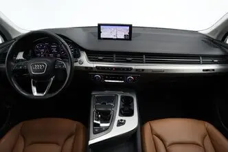 Audi Q7, 3.0, 170 kW, гибрид д+э, автомат, полный привод