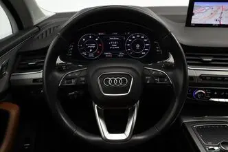 Audi Q7, 3.0, 170 kW, гибрид д+э, автомат, полный привод