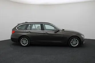 BMW 320, 2.0, 135 kW, бензин, автомат, задний привод