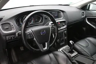 Volvo V40, 2.0, 140 kW, дизель, механическая, передний привод