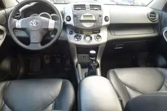 Toyota RAV4, 2.2, 151 kW, дизель, механическая, полный привод