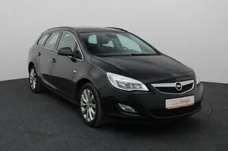 Opel Astra, 1.4, 88 kW, бензин, механическая, передний привод