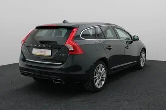 Volvo V60, 2.4, 162 kW, гибрид д+э, автомат, полный привод