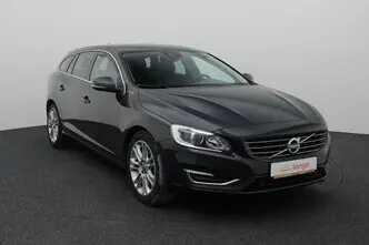 Volvo V60, 2.4, 162 kW, гибрид д+э, автомат, полный привод