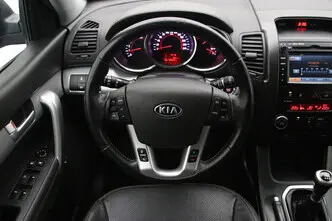 Kia Sorento, 2.2, 145 kW, diesel, manual, four-wheel drive