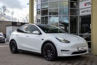 Tesla Model Y, 155 kW, elekter, automaat, nelikvedu