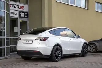 Tesla Model Y, 155 kW, elekter, automaat, nelikvedu