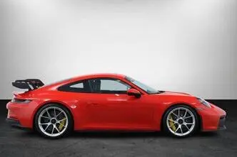 Porsche 911, 4.0, 375 kW, petrol, automatic, rear-wheel drive